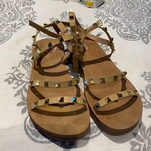 Woman’s sandals